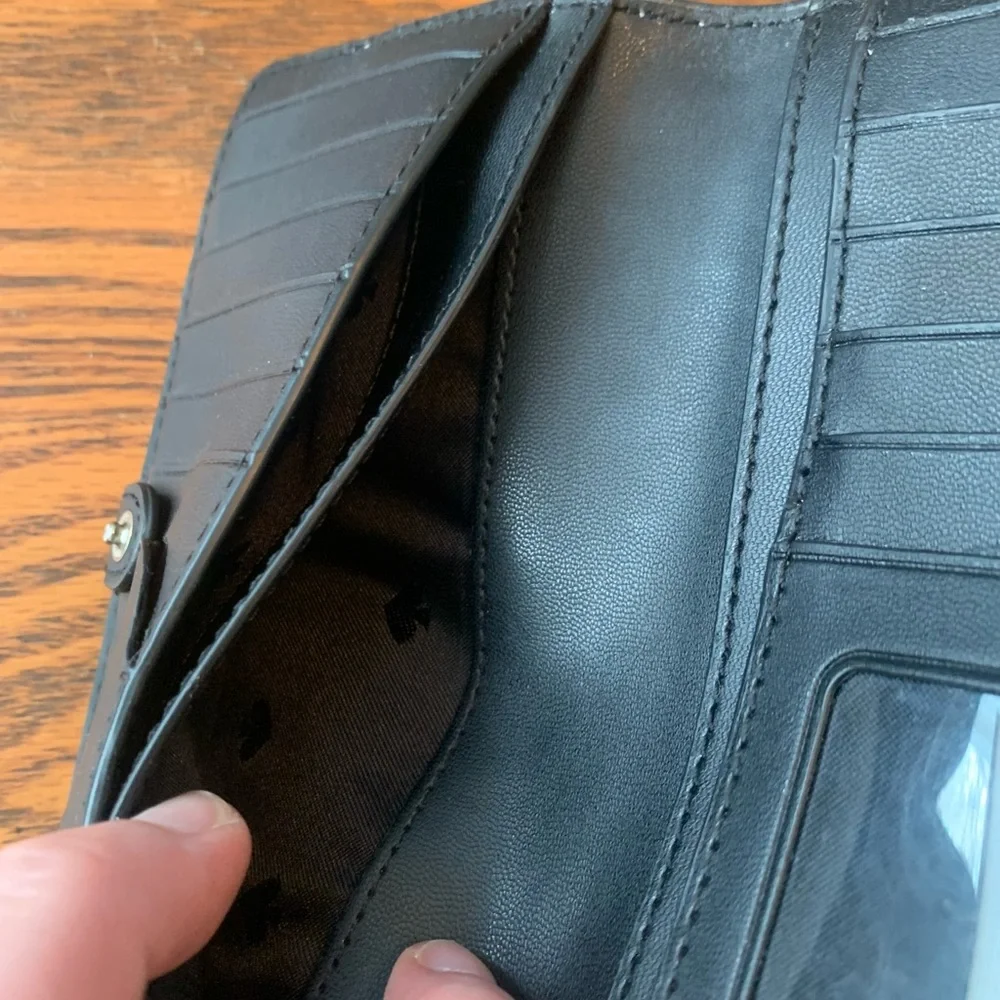 Kate Spade bifold wallet - Picture 5 of 6